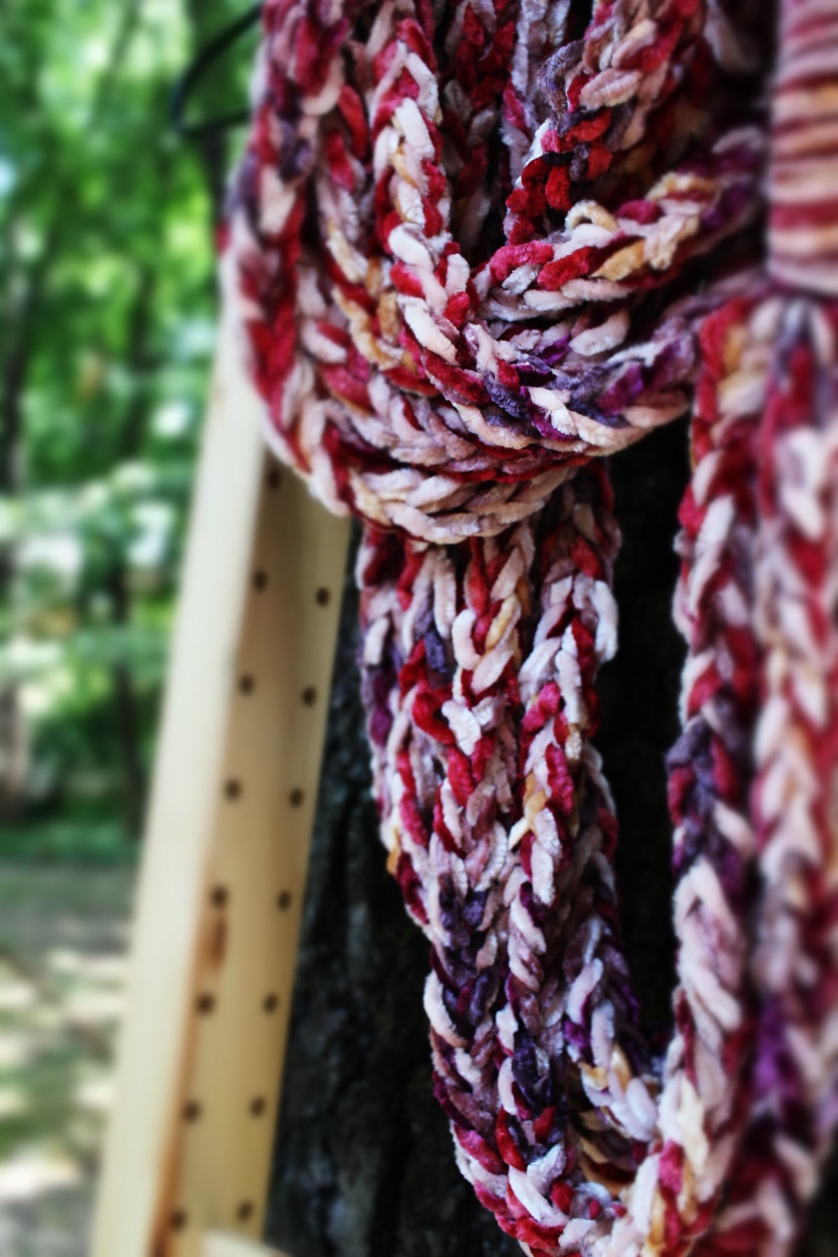 "Rose Medley" Luscious Lei - Medium, Triple