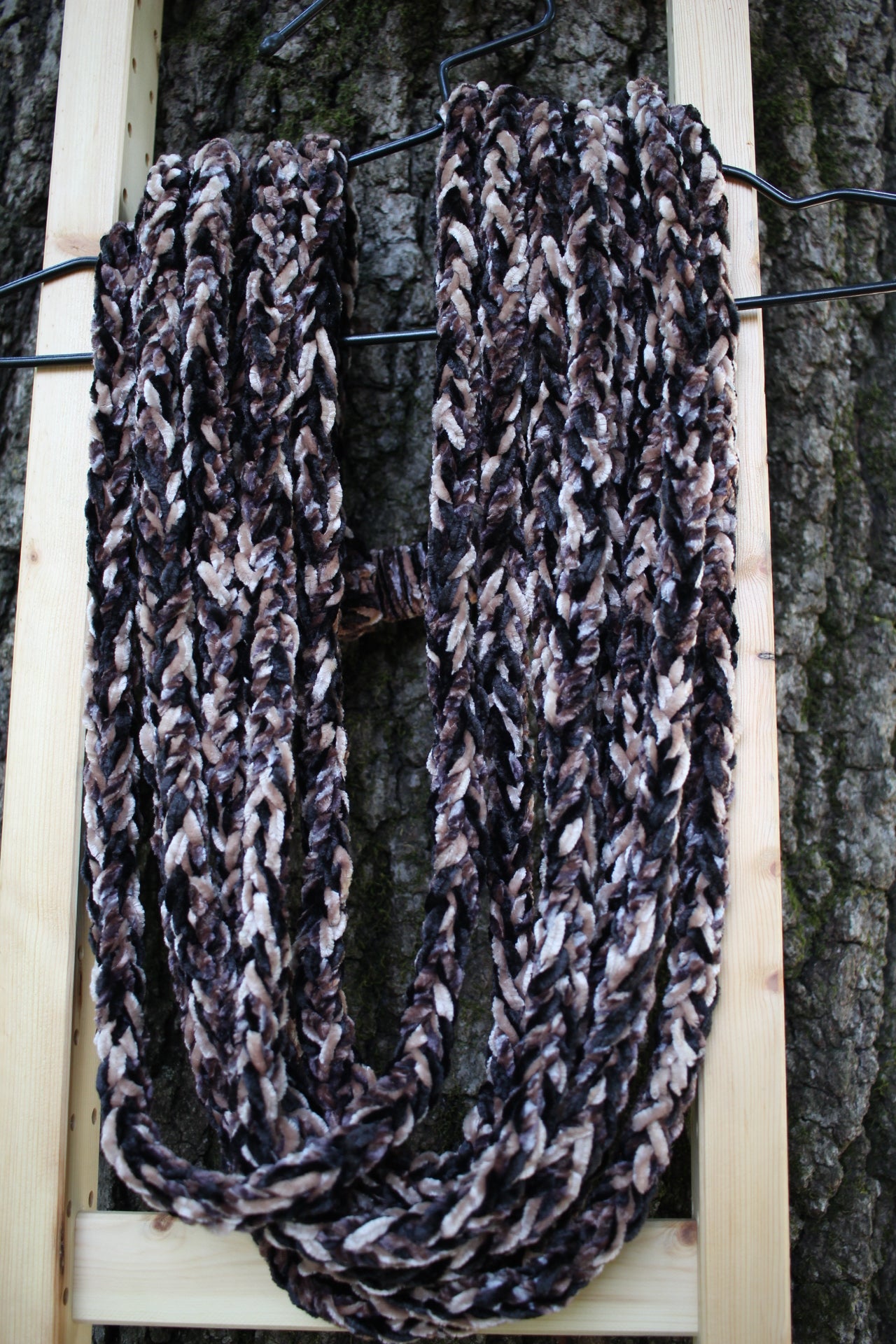 "Bronzite" Luscious Lei - Medium, Triple