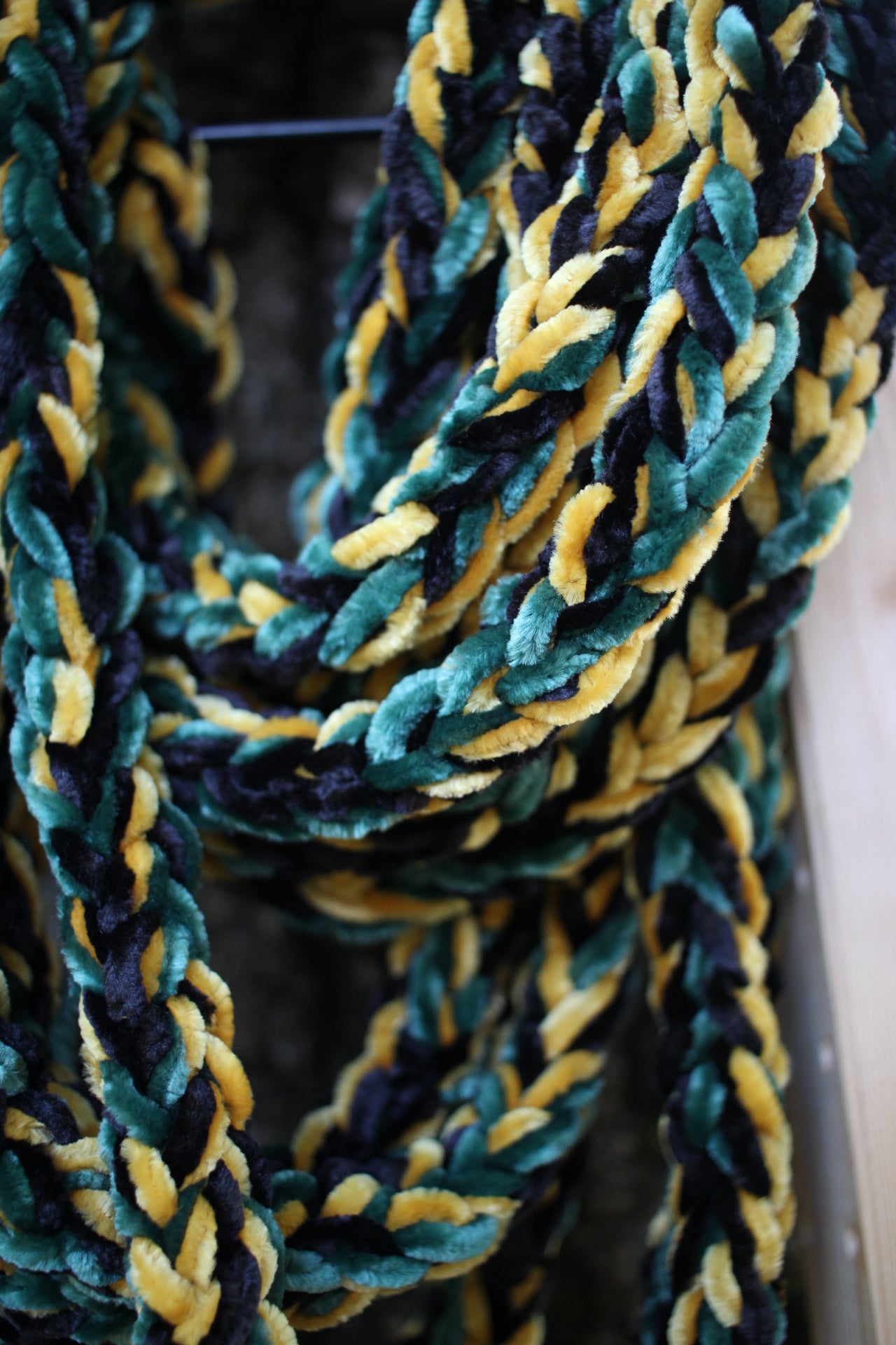 "Rasta Pasta" Luscious Lei - Medium, Triple