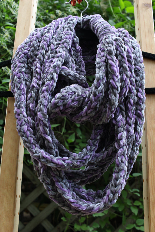 "Amethyst" Luscious Lei - Medium, Triple