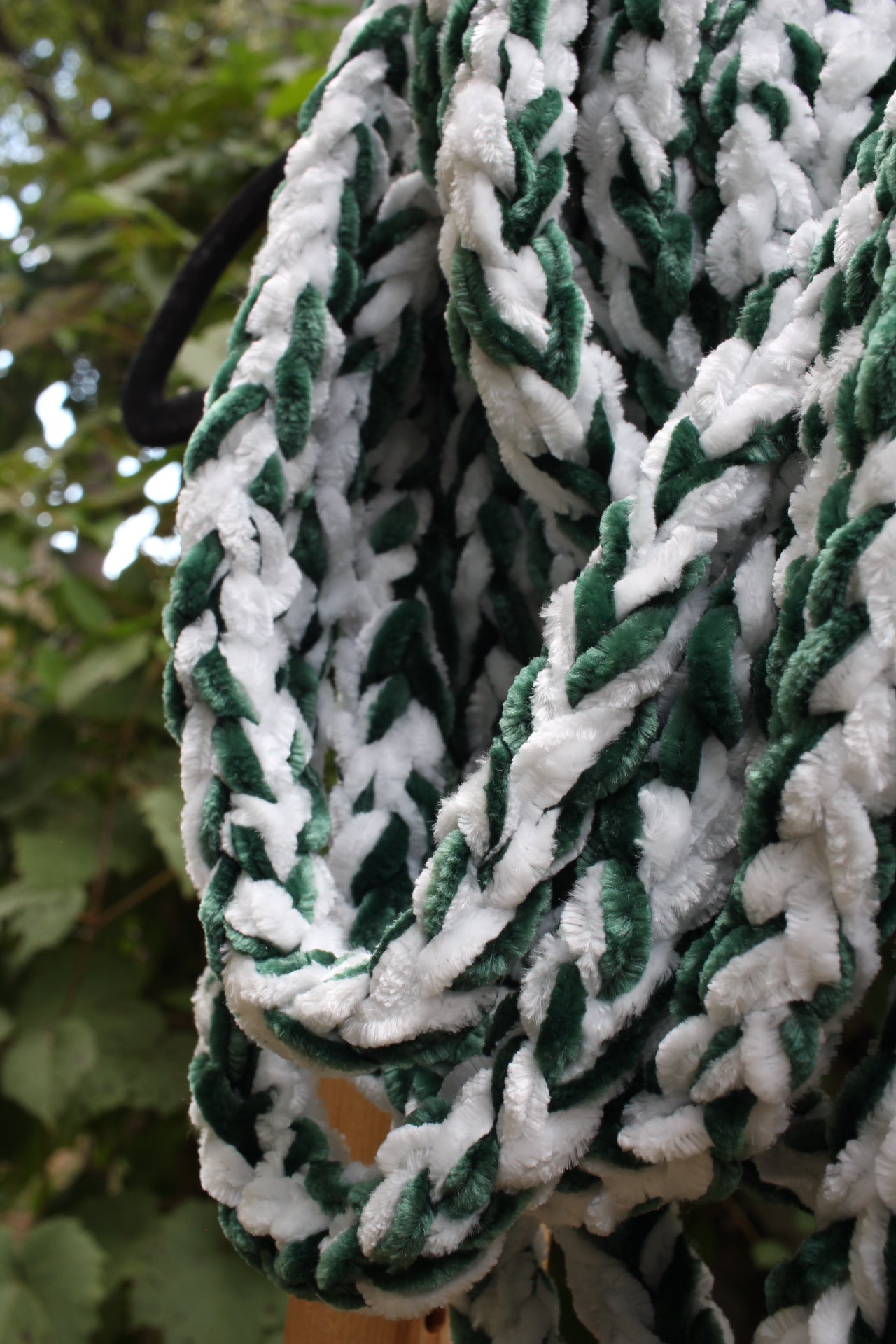 "Jade" Luscious Lei - Medium, Triple